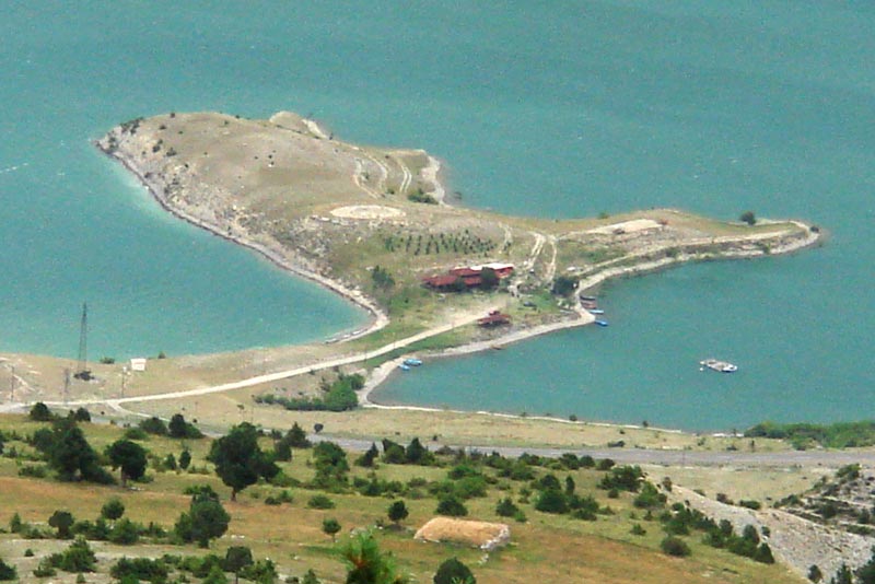 TORTUM LAKE HOLIDAY VILLAGE <br> <br>  Planning